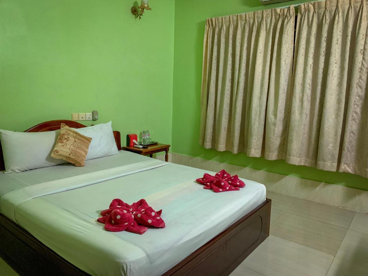 Damnak Riverside Villa Siem Reap Dış mekan fotoğraf